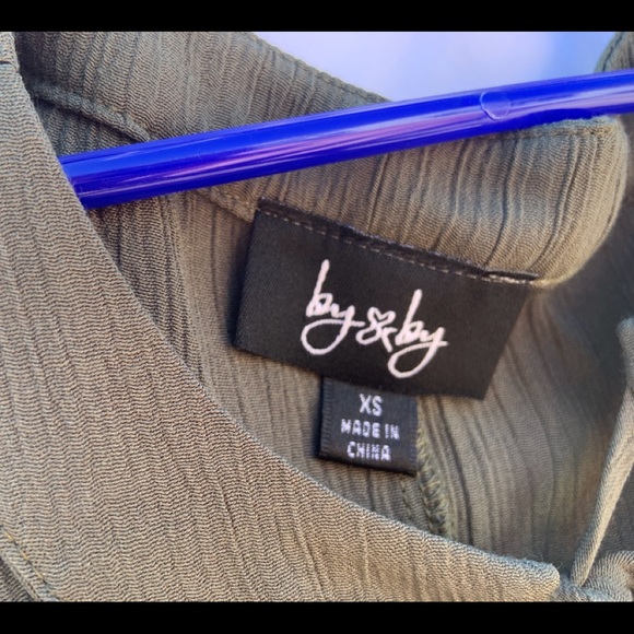 Olive green shirt; open shoulder; size x-small - Picture 4 of 4